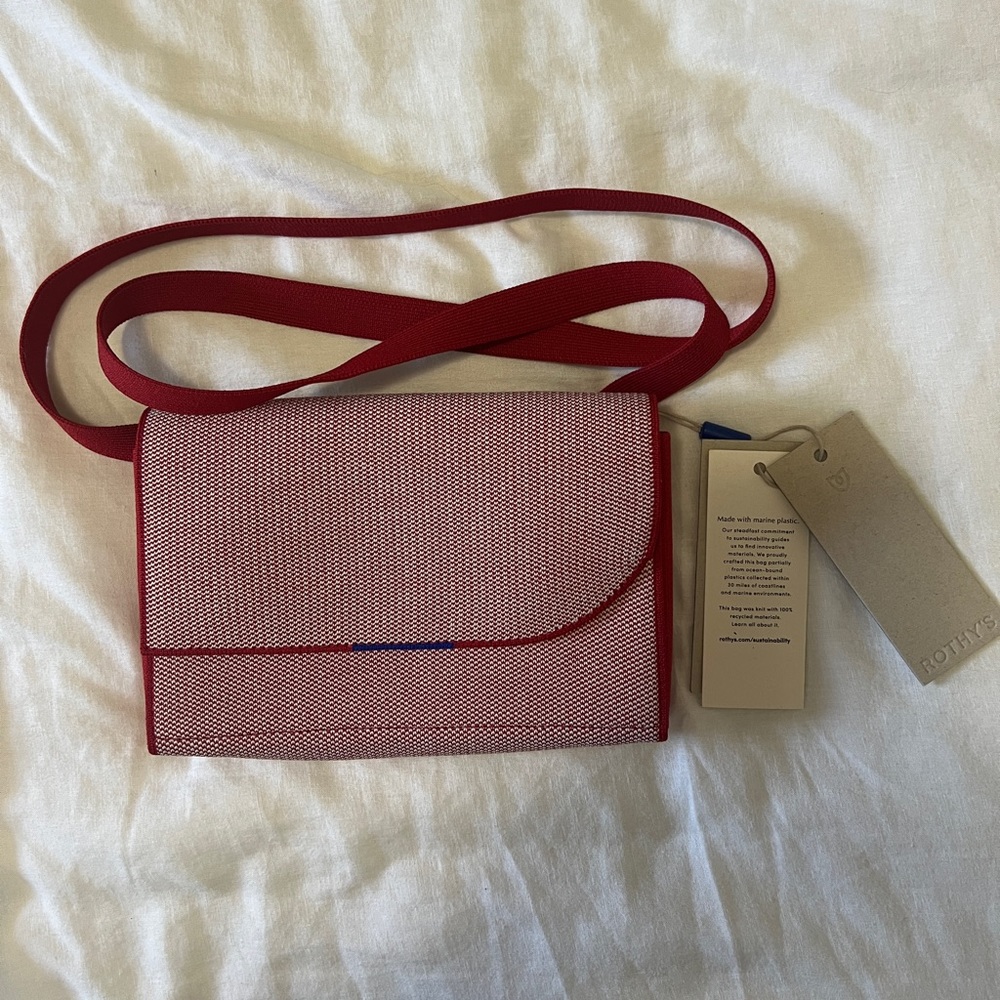 NWT Rothy’s Belt Bag in Light Poppy